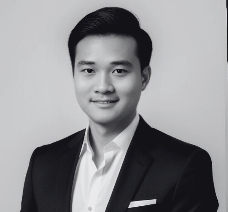 Leader headshot image
